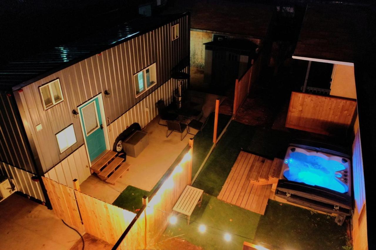 Tiny Home Hot Tub Colorado City Экстерьер фото